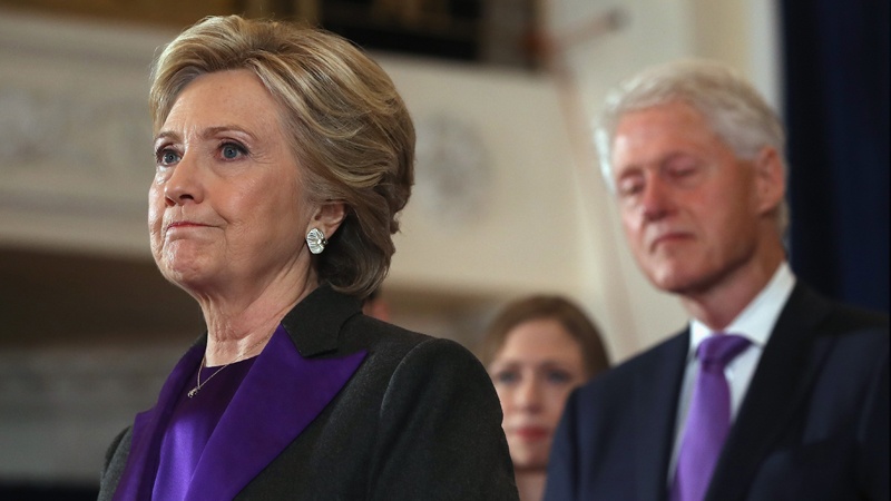 Hîllarî Klînton çawa tûşî şikestê bû?