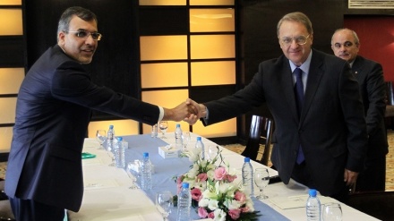 ایران اور روس کے اعلی عہدیداروں کی ملاقات