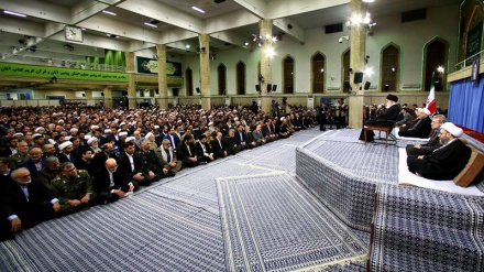 Govor Vođe islamske revolucije na susretu sa zvaničnicima sistema i gostima konferencije Islamsko jedinstvo 