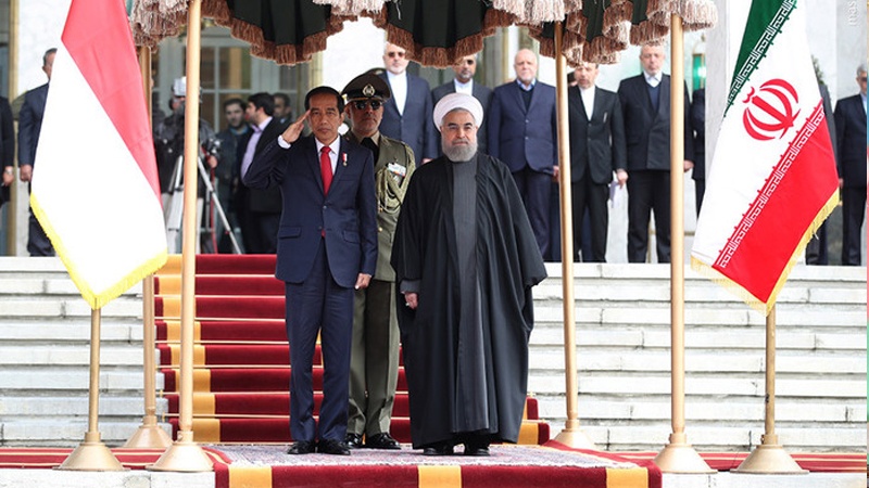 انڈویشیا کے صدر کا تہران میں باضابطہ استقبال 