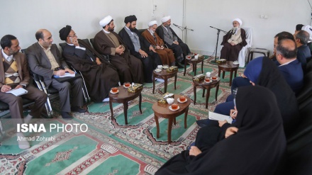 ایرانی پارلیمنٹ کے ثقافتی کمیشن کے اراکین کی قم کے علماء اور مراجع عظام سے ملاقات
