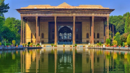 عیمارەت و بینای چل ستوون 