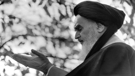 امام  خمینی ( رح ) اور اسلامی  انقلاب