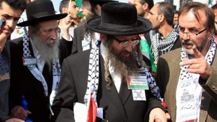 Yəhudi ravvinlər BMT qarşısında anti-sionizm aksiyası keçirdi