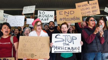 اکثرامریکی شہری امریکہ میں مسلمانوں کا داخلہ روکے جانے کے مخالف-  رپورٹ