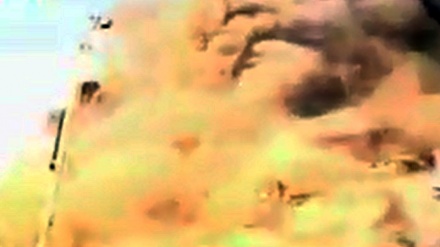 بینای بازرگانیی پلاسکوهۆی ئاگر کەوتنەوە له تاران تێک ڕووخا