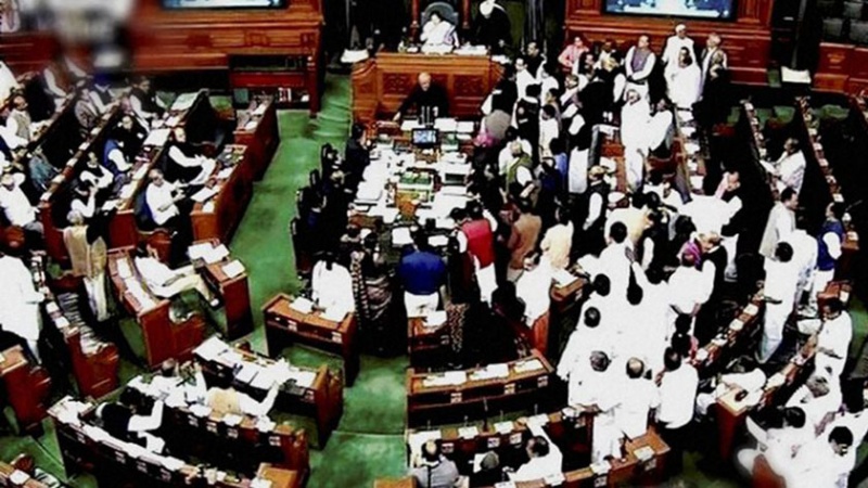 جی ایس ٹی پر ہندوستان کی پارلیمان میں ہنگامہ 