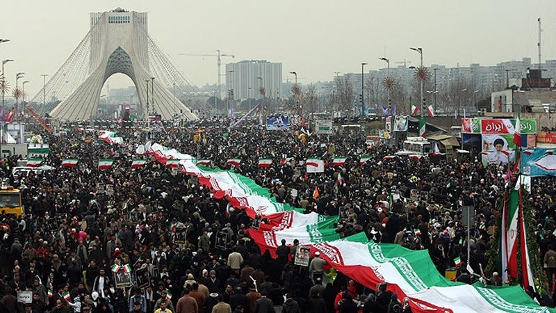 22 Bəhmən yürüşünün yekun qətnaməsi: ABŞ İranın 1 nömrəli düşmənidir