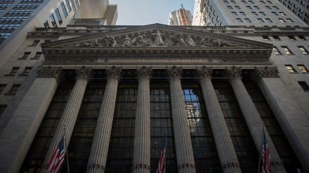 واڵ ستریت له سه‌راولێژیی دابه‌زین