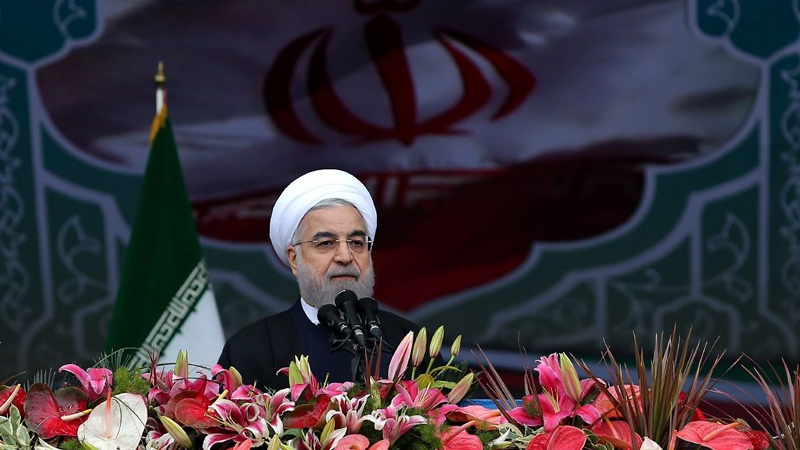 Ruhani: İran xalqının təhdidlərə cavabı qətiyyətli olacaq

