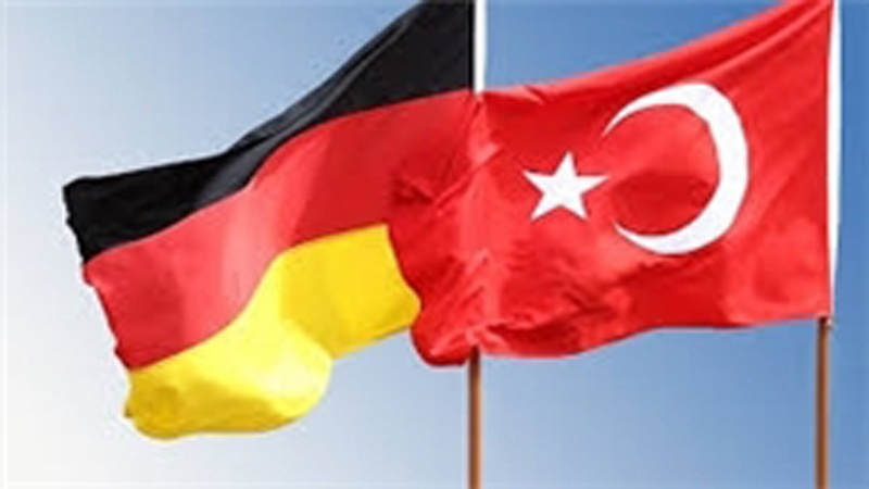 136 Türkiyə diplomatı Almaniyadan sığınacaq istəyib