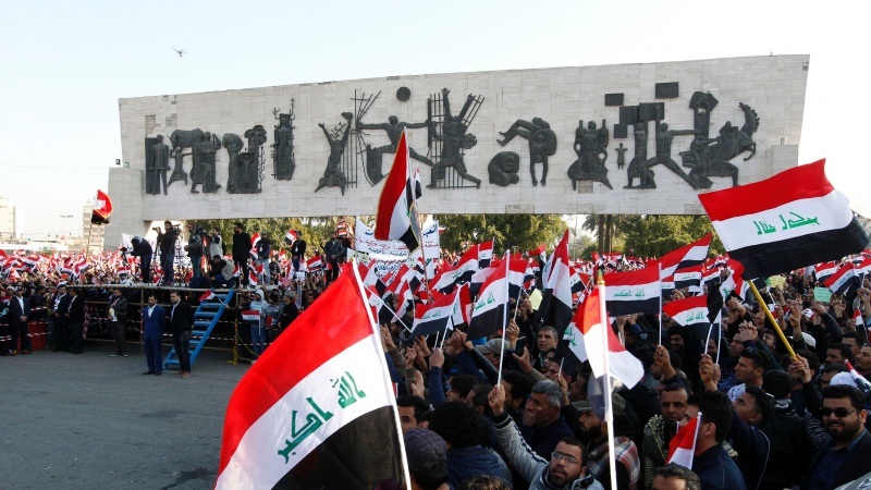 Minlərlə iraqlı İraq Ali Seçki Komissiyasının ləğv edilməsini tələb etdi