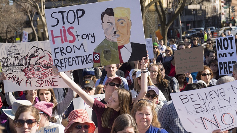 ABŞ-da Trampa qarşı aksiya