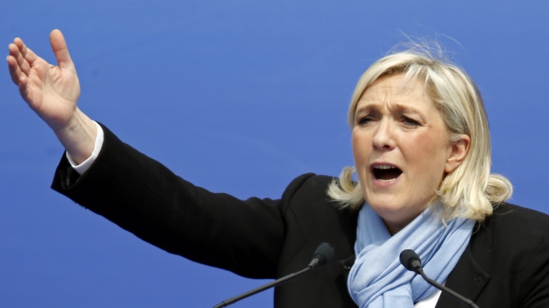 Le Pen sve bliže predsjedničkoj stolici