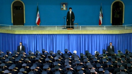 Pênase û esasa sîyasetên Amerîkayê li gorî nêrîna rêberê giranqedir ê Inqilaba Islamî 