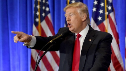 Tramp ABŞ-ı xaosa sürükləyir