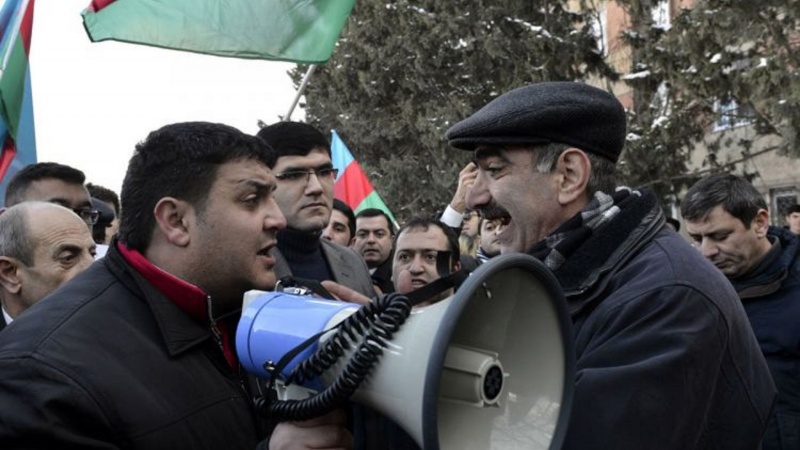 Müsavat qərargahının qarşısında etiraz aksiyası keçirilib