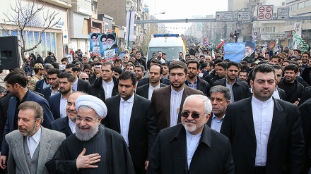 İranlı şəxsiyyətlərin 22 Bəhmən yürüşündə iştirakı 