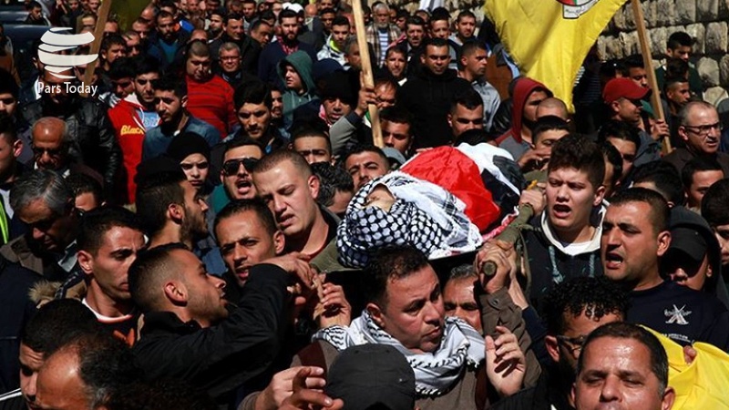صیہونی دہشت گردوں کی فائرنگ سے فلسطینی نوجوان شہید