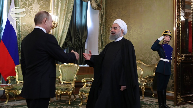 Ruhani və Putin İran-Rusiya əlaqələrinin inkişafına təkid etdilər