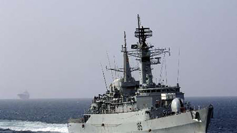 پاکستانی بحریہ کے دو جہاز کل ایران پہنچیں گے