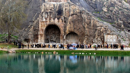 کۆبینای مێژوویی تاقەوسان لە پارێزگای کرماشان