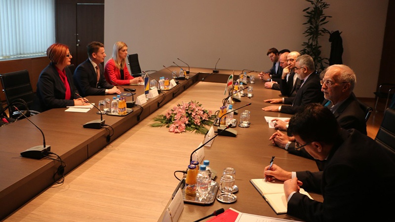 Susret Borudžerdija sa predsjednikom Zajedničke komisije za odbranu i sigurnost Parlamentarne skupštine Bosne i Hercegovine