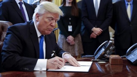 ٹرمپ کے حالیہ احکامات کا مقصد مسلمانوں کو بے دخل کرنا ہے: امریکی ماہر قانون