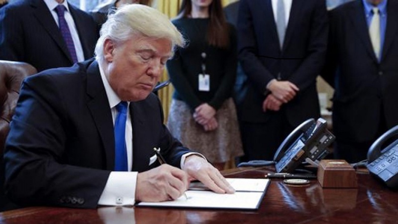 ٹرمپ کے حالیہ احکامات کا مقصد مسلمانوں کو بے دخل کرنا ہے: امریکی ماہر قانون