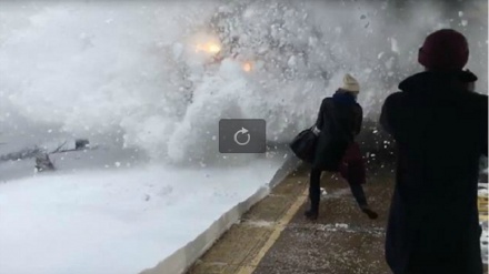 شەمەندەفەڕی بەفرپژێن