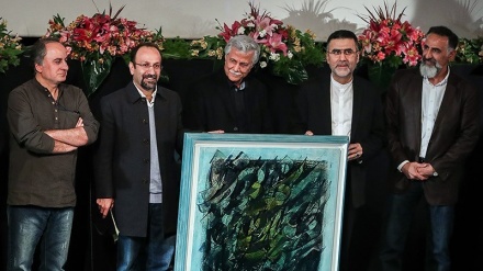 آسکر ایوارڈ حاصل کرنے والی ایرانی فلم سیلز مین کے ڈائریکٹراصغر فرہادی 