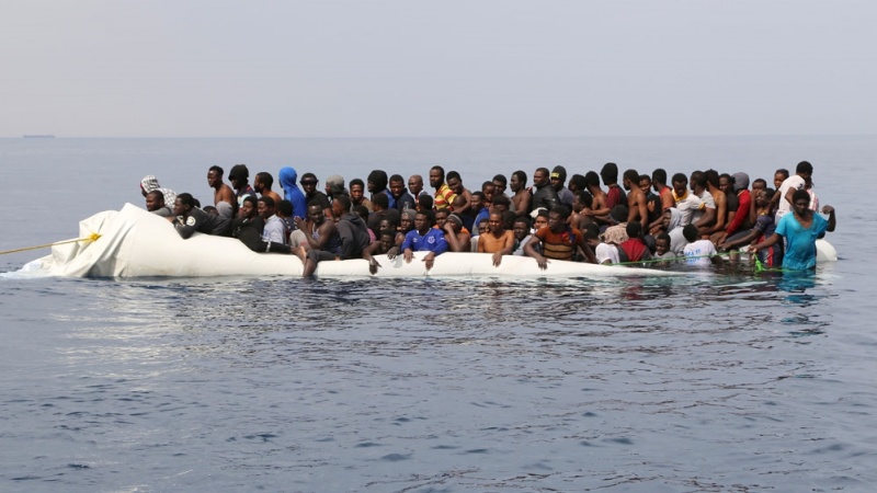 لیبیا: کشتی ڈوبنے سے 100 افراد لا پتہ