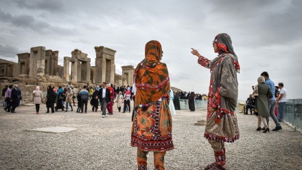 گەشتیارانی نەورۆزی له ئێران 