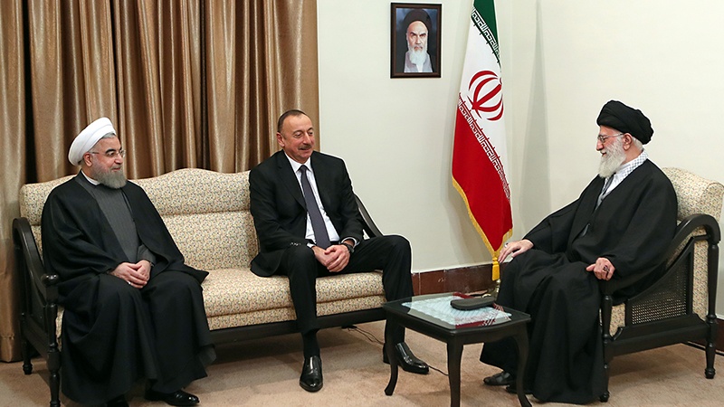 Dîtin û nêrîna rêberê Înqilabê li bara pewendiyên Îranê û Komara Azerbaycanê