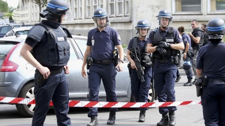 Parisdə anti-terror aksiyanın qarşısı alınıb