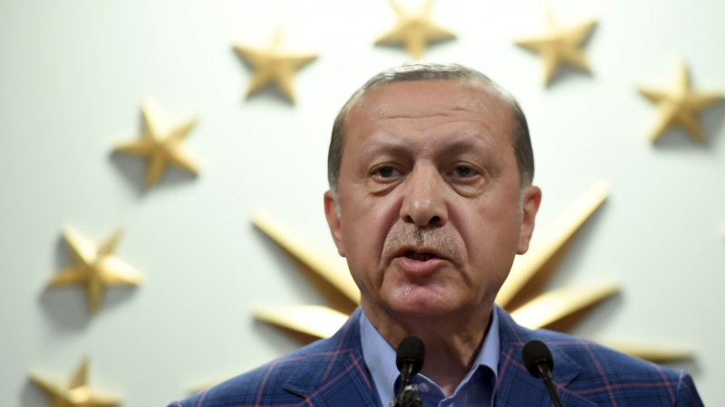 Ərdoğan edam haqda referendumun keçirilməsini ehtimal edib

