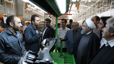 سمنان میں سمند گاڑی بنانے کے دوسرے کارخانے کا افتتاح