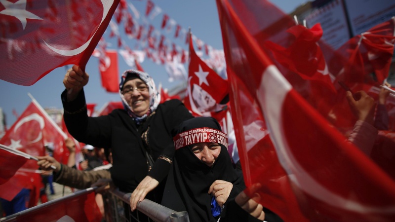 Türkiyədə referendum başa çatdı, səslərin sayılmasına başlanıldı