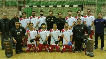 İranın xokkey komandası Asiya çempionatının finalına çıxıb