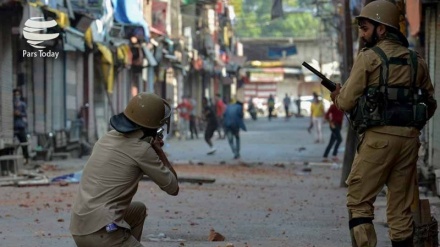 کشمیر میں ہلاکتوں کے خلاف احتجاج اور ہڑتال