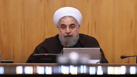 Ruhani: 12-ci hökumət daha yararlı və az səhvli olacaq