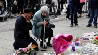 Muslimani iskazuju počast žrtvama tragedije u Mančesteru
