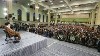 Susret raznih društvenih grupa s liderom Islamske revolucije
