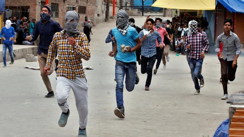 حزب المجاہدین کے کمانڈر سبزار احمد کی ہلاکت کے بعد کشمیر میں پرتشدد مظاہرے