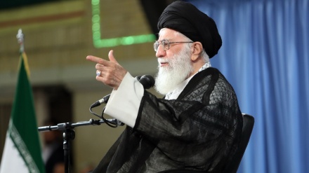 صیہونی حکومت کے خلاف جدوجہد کرنا پورے عالم اسلام پر واحب ہے، رہبر انقلاب اسلامی