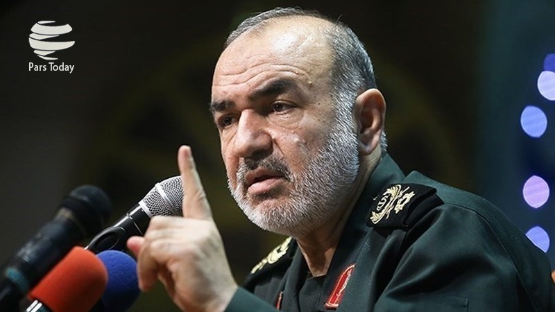 General Səlami: Amerika İran qarşısında aciz qalıb
