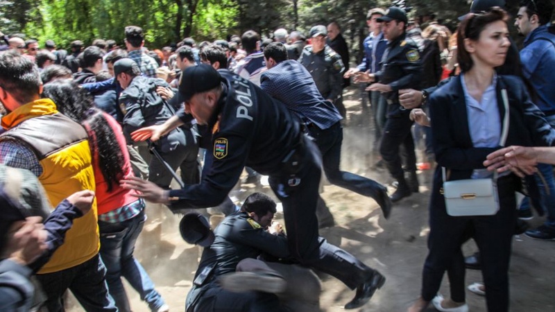 Azərbaycan polisi Qüds Günü aksiyaçılarından 27 nəfəri saxlayıb
