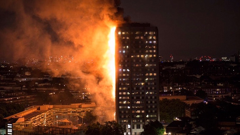 Londonda Qrinfil göydələnində çıxan yanğın