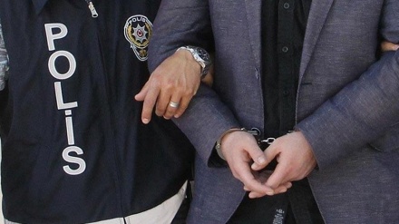 Türkiyə polisi Ərdoğanın həyatına həsr olunmuş filmin rejissorunu həbs edib