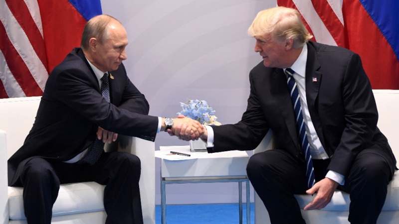 Putin və Tramp arasında məxfi görüşün baş tutması təkzib edildi

